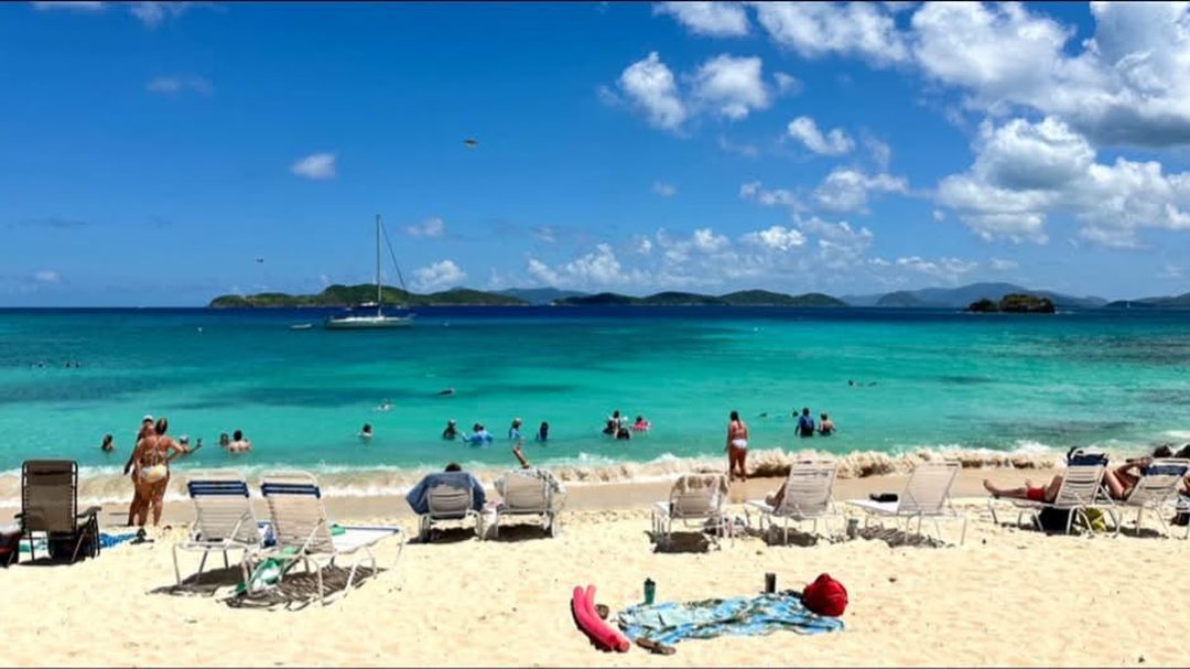 Sapphire Beach, St. Thomas — Beachfront